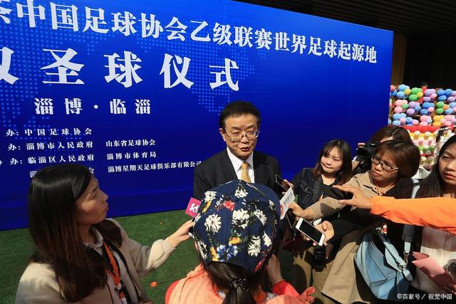 猛龙教练谈伦纳德：他让球队焕然一新